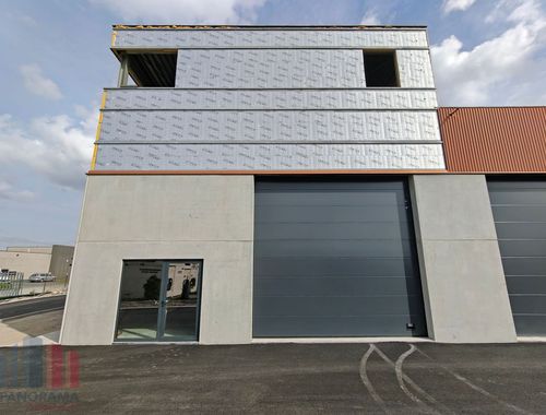                                         Bâtiment d’entreprise à vendre à Zedelgem, € 507.000
