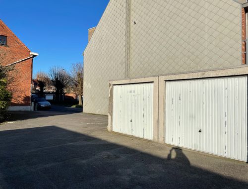                                         Garage à vendre à Roeselare, € 25.000
