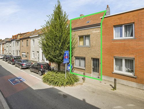                                        Woning te koop in Sint-Pieters-Leeuw, € 215.000
