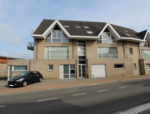                                         Appartement te huur in Aartrijke, € 850
