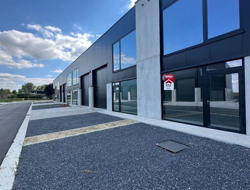                                         Bedrijfsgebouw te huur in Elverdinge, € 775

