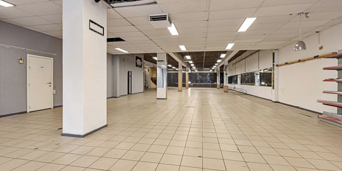 Bien professionnel à louer à Europalaan 48., 3600 Genk