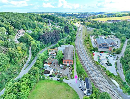                                         Bedrijfsgebouw te koop in Walcourt, € 99.000
