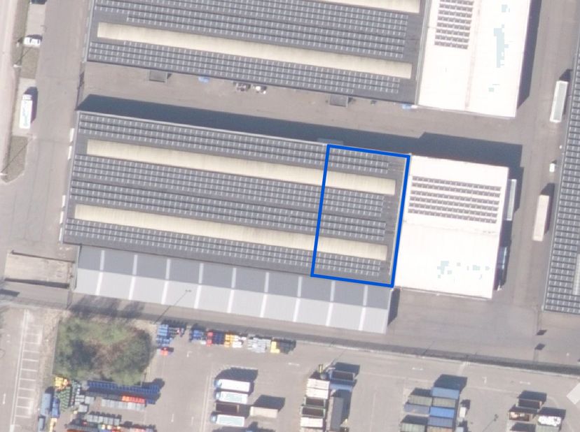 Bien professionnel à louer
                    à 2400 Mol