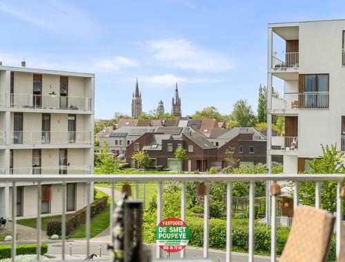                                         Appartement à vendre à Assebroek, € 349.000
