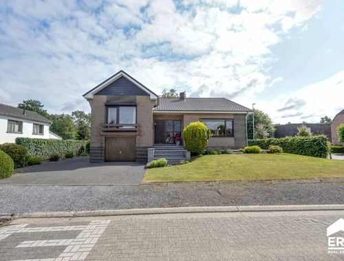                                         Maison à vendre à Diepenbeek, € 375.000

