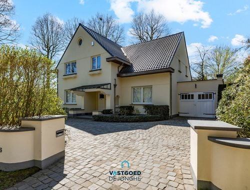                                         Woning te koop in De Pinte, € 985.000
