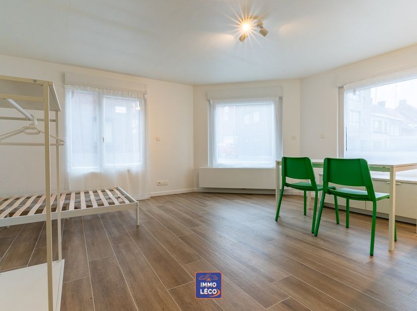 Appartement te huur in ,
                    7700 Moeskroen