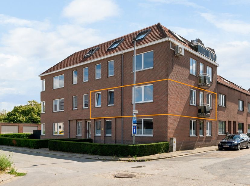 Op een uitstekende locatie nabij centrum Veltem-Beisem bevindt zich dit instapklaar appartement met 1 slaapkamer en balkon. De centrale ligging zorgt