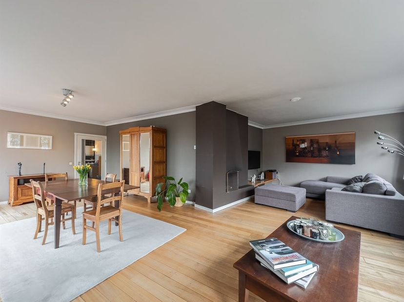 Appartement à vendre
                    à 2600 Berchem