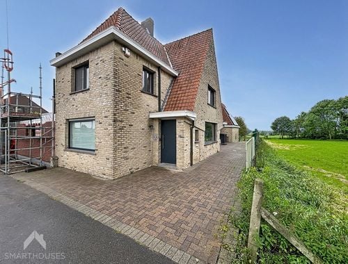                                         Woning te koop in Sint-Denijs, € 368.000
