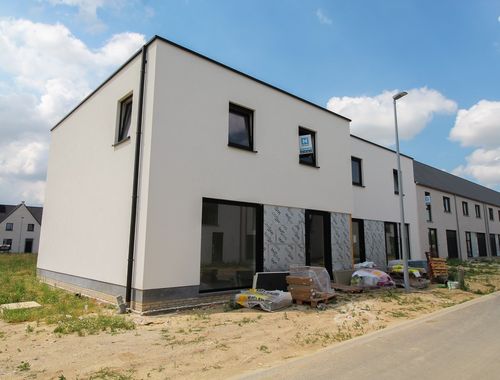                                         Maison à vendre à Roeselare, € 331.124,61
