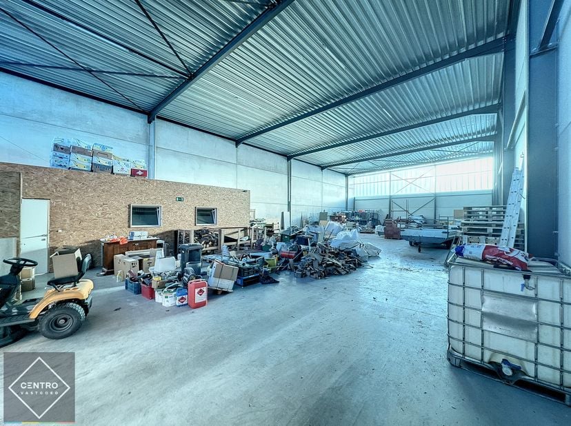 Bien professionnel à vendre
                    à 8400 Oostende