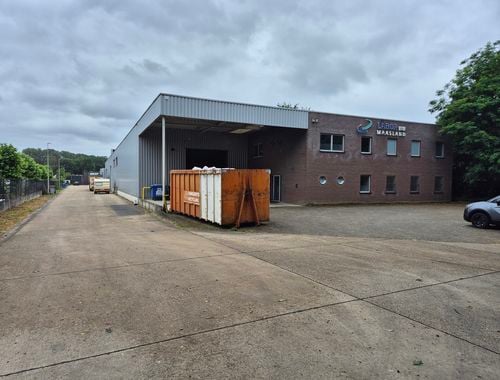                                         Bedrijfsgebouw te koop in Dilsen-Stokkem, € 850.000
