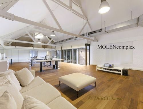                                         Espace de bureaux à vendre à Leuven, € 2.950.000
