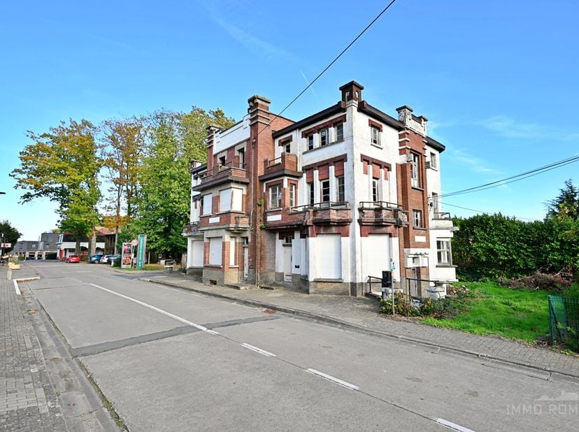 Huis te koop in Enclus du haut 30,
                    7750 Orroir