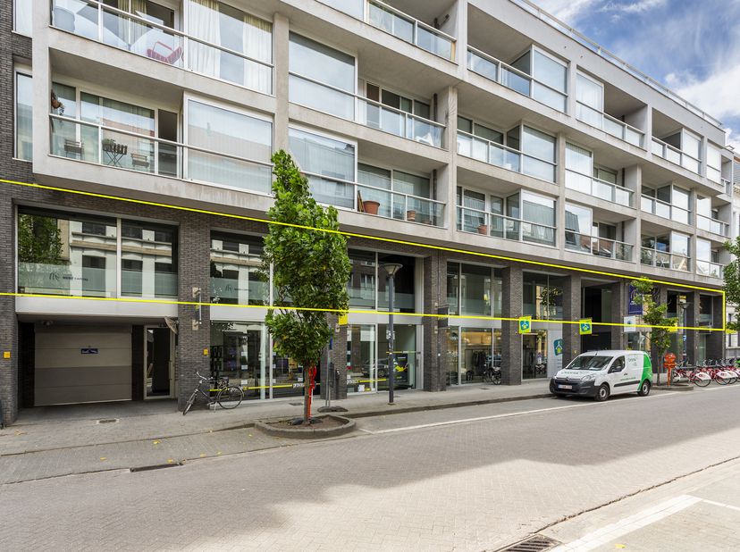 Bien professionnel à vendre
                    à 2000 Antwerpen
