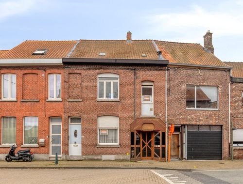                                         Maison à vendre à Wevelgem, € 235.000
