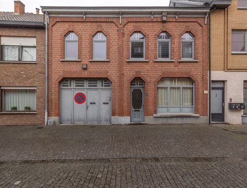                                         Bâtiment commercial à vendre à Zichem, € 295.000

