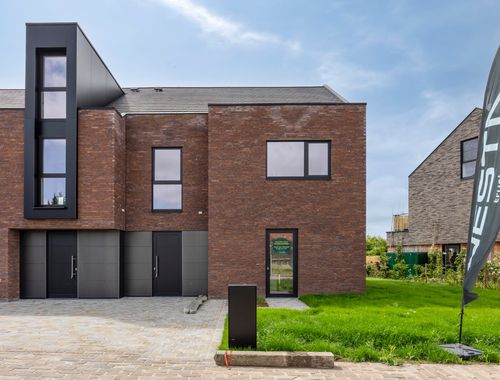                                         Woning te koop in Ronse, € 364.000
