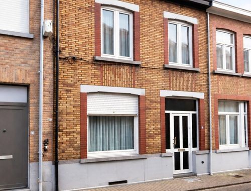                                         Woning te koop in Eeklo, € 179.000
