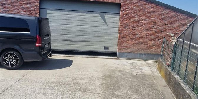 Garage à louer à kapelstraat 18+, 8880 Sint-Eloois-Winkel