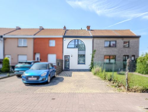                                         Maison à vendre à Beersel, € 310.000
