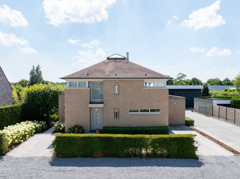 Maison à vendre
                    à 9820 Merelbeke