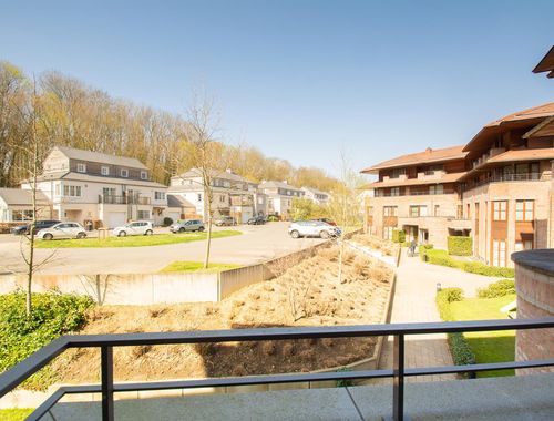                                         Appartement à louer à Auderghem, € 1.000
