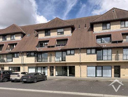                                         Appartement à louer à Eernegem, € 825
