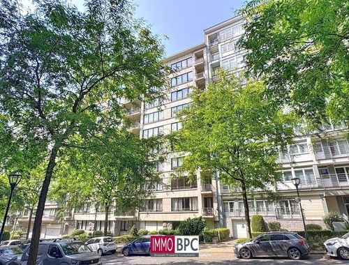                                         Appartement te koop in Koekelberg, € 299.000
