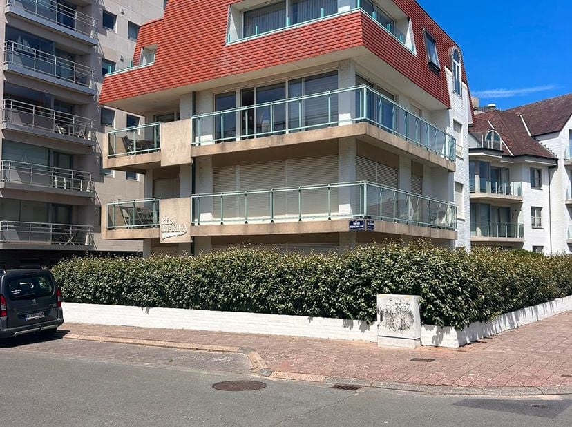 Garage à louer
                    à 8301 Heist-aan-Zee