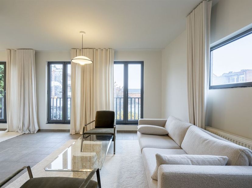 Dit appartement is gelegen in "Franciscus Quarters" aan Park Spoor Noord in Antwerpen.<br />
Het gebouw is gelegen in de Lange Van Sterbeeckstraat in