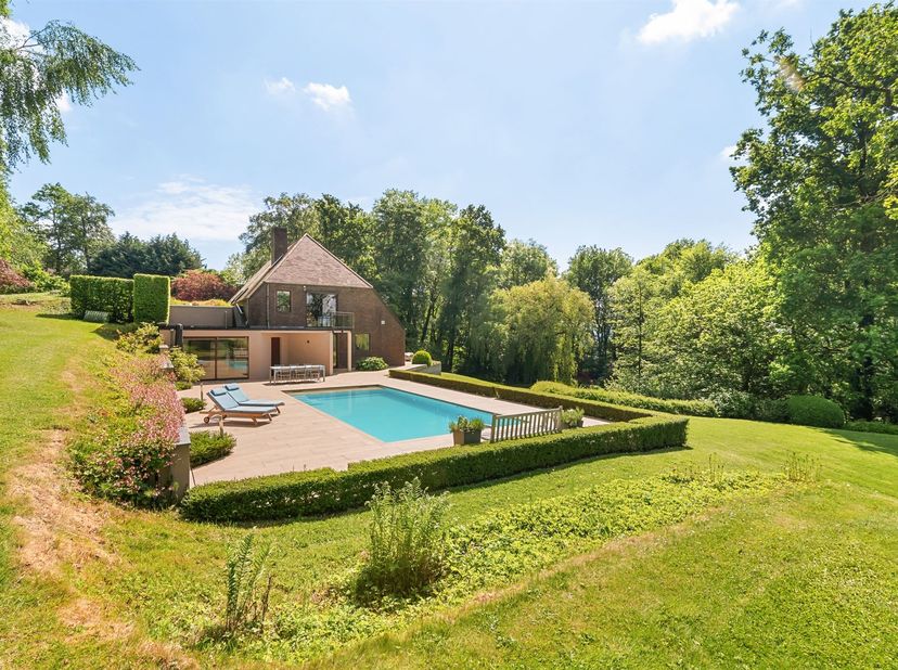 Huis te koop in ,
                    9600 Ronse