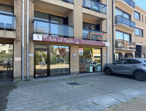                                         Handelszaak te koop in Mariakerke, € 210.000
