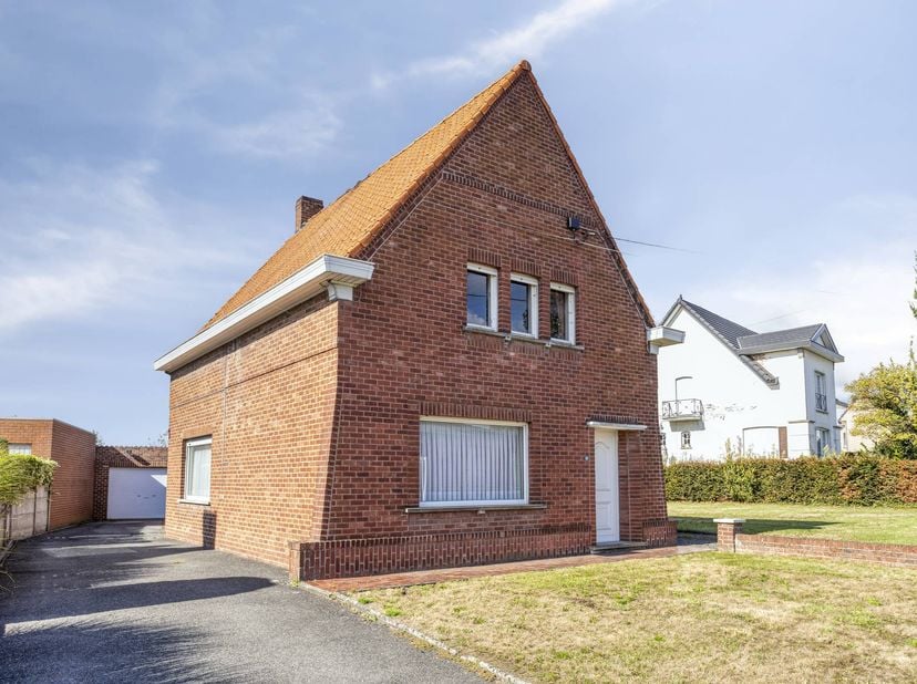 Huis te koop in Grote Leiestraat 109,
                    8570 Anzegem