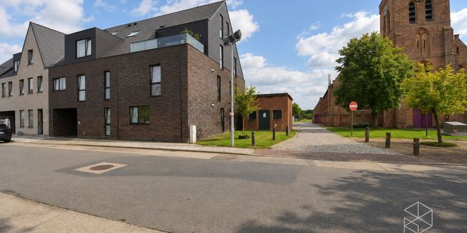 Appartement te huur in Tinhoutstraat 120 bus 001, 8730 Oedelem