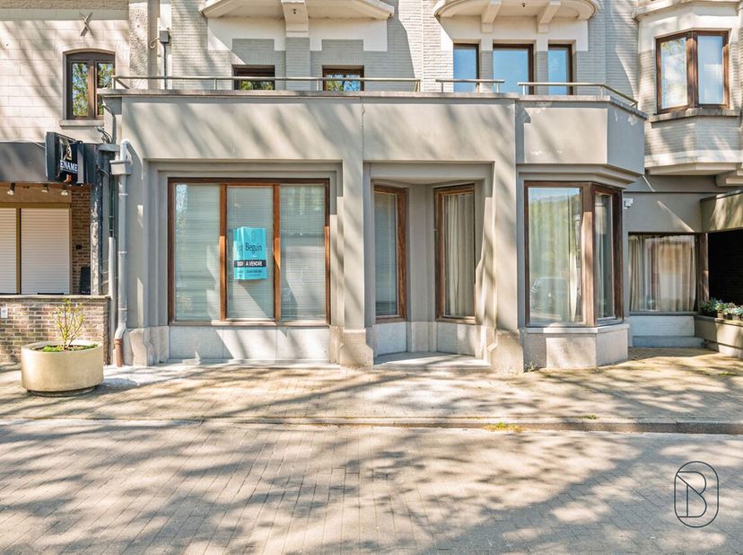 Appartement chaleureux au rez-de-chaussée situé sur le Mont-de-lEnclus, idéal pour ceux qui recherchent le calme tout en restant proches des axes prin