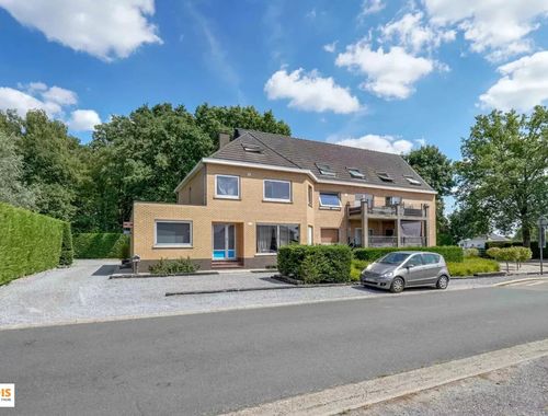                                         Commercieel Gebouw te koop in Munsterbilzen, € 879.000
