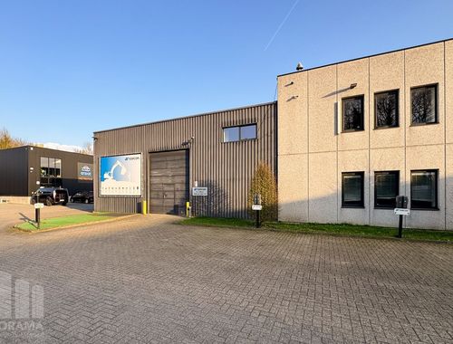                                         Bureaux à vendre à Zellik, € 575.000
