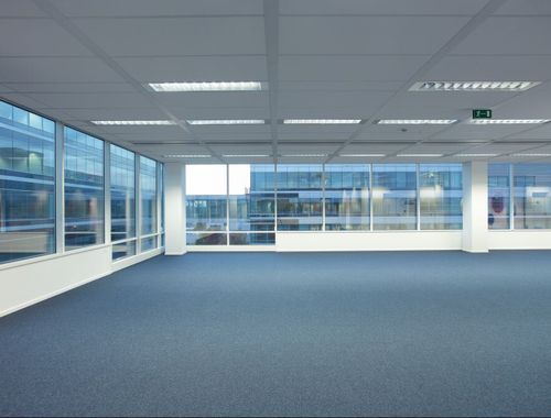                                         Bedrijfsgebouw te huur in Haren, € 150.016,67
