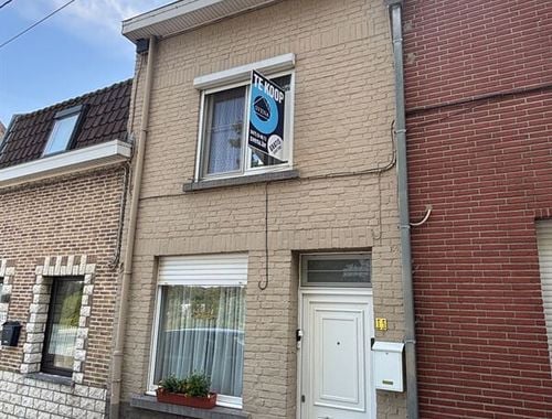                                         Maison à vendre à Onkerzele, € 185.000
