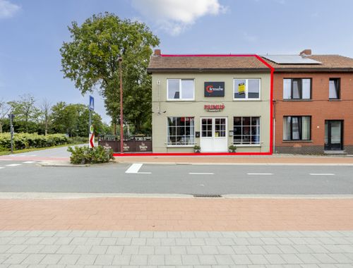                                         Gemengd gebruik te koop in Rijkevorsel, € 345.000
