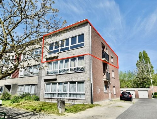                                         Appartement à louer à Temse, € 830
