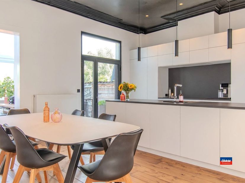 Huis te koop in Noeveren 180,
                    2850 Boom