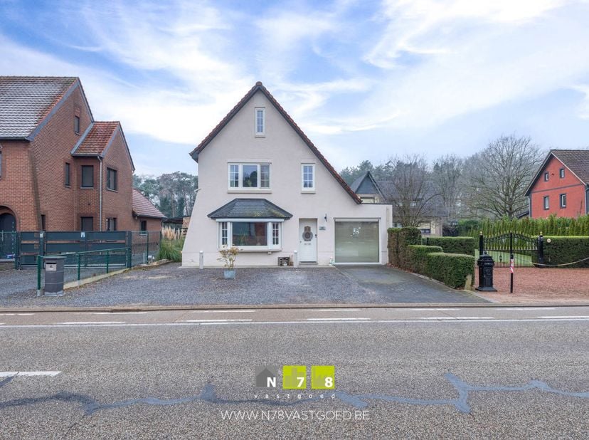 Maison à vendre
                    à 3650 Elen