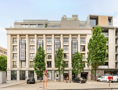                                         Immeuble de bureaux à vendre à Kortrijk, € 1.299.000
