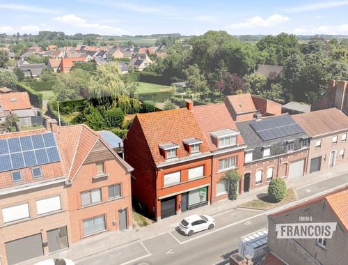                                         Koppelwoning te koop in Poperinge, € 195.000
