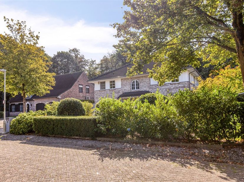Maison à vendre à Jonkersaard 41,
                    2650 Edegem