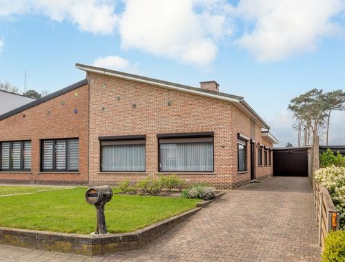                                         Maison à vendre à Lichtaart, € 315.000

